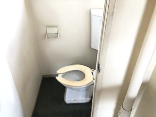 豊中市で浴室孤立死された方のトイレ清掃後